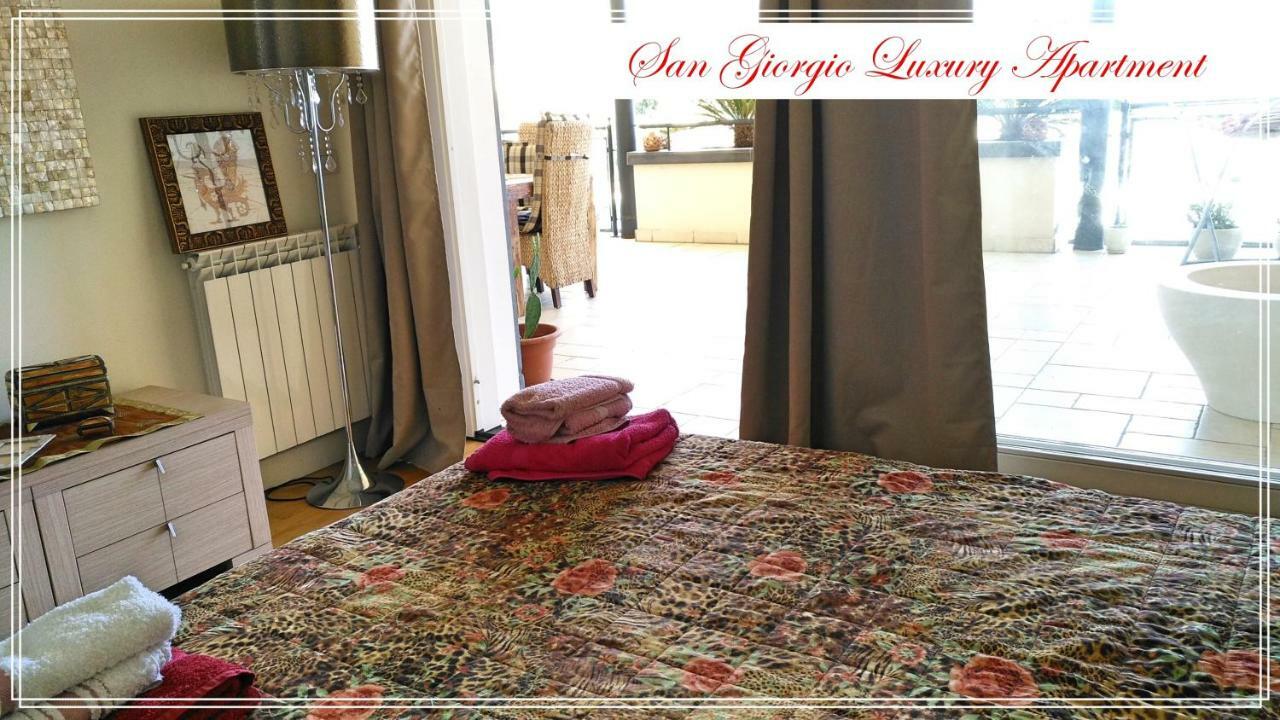 San Giorgio Luxury Apartment Taormina-Panoramic Pool & Parking Space エクステリア 写真