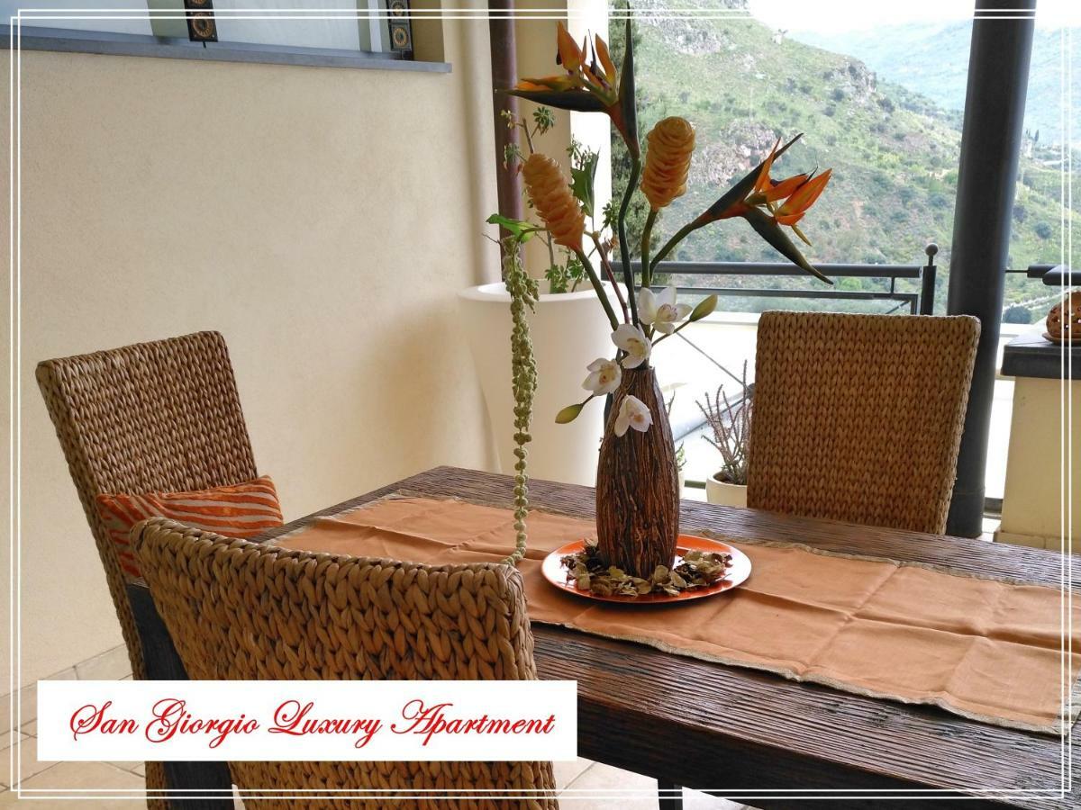 San Giorgio Luxury Apartment Taormina-Panoramic Pool & Parking Space エクステリア 写真